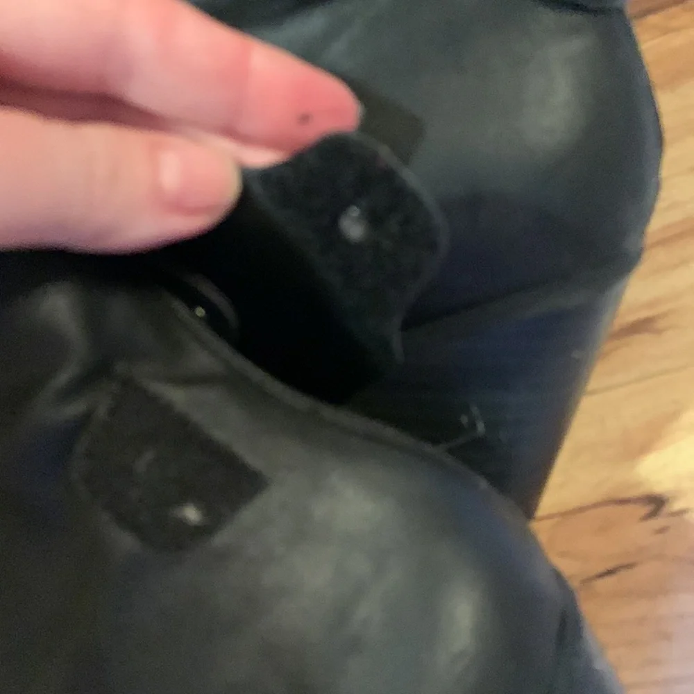 Simply Vera Wang Randie 8-1/2 ankle boots 3” black rear zip tab booties EUC